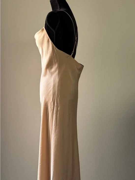 Show Me Your MuMu Woven Straw Tote in Tan - Picture 9 of 11